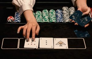 Game bài Poker online là gì?